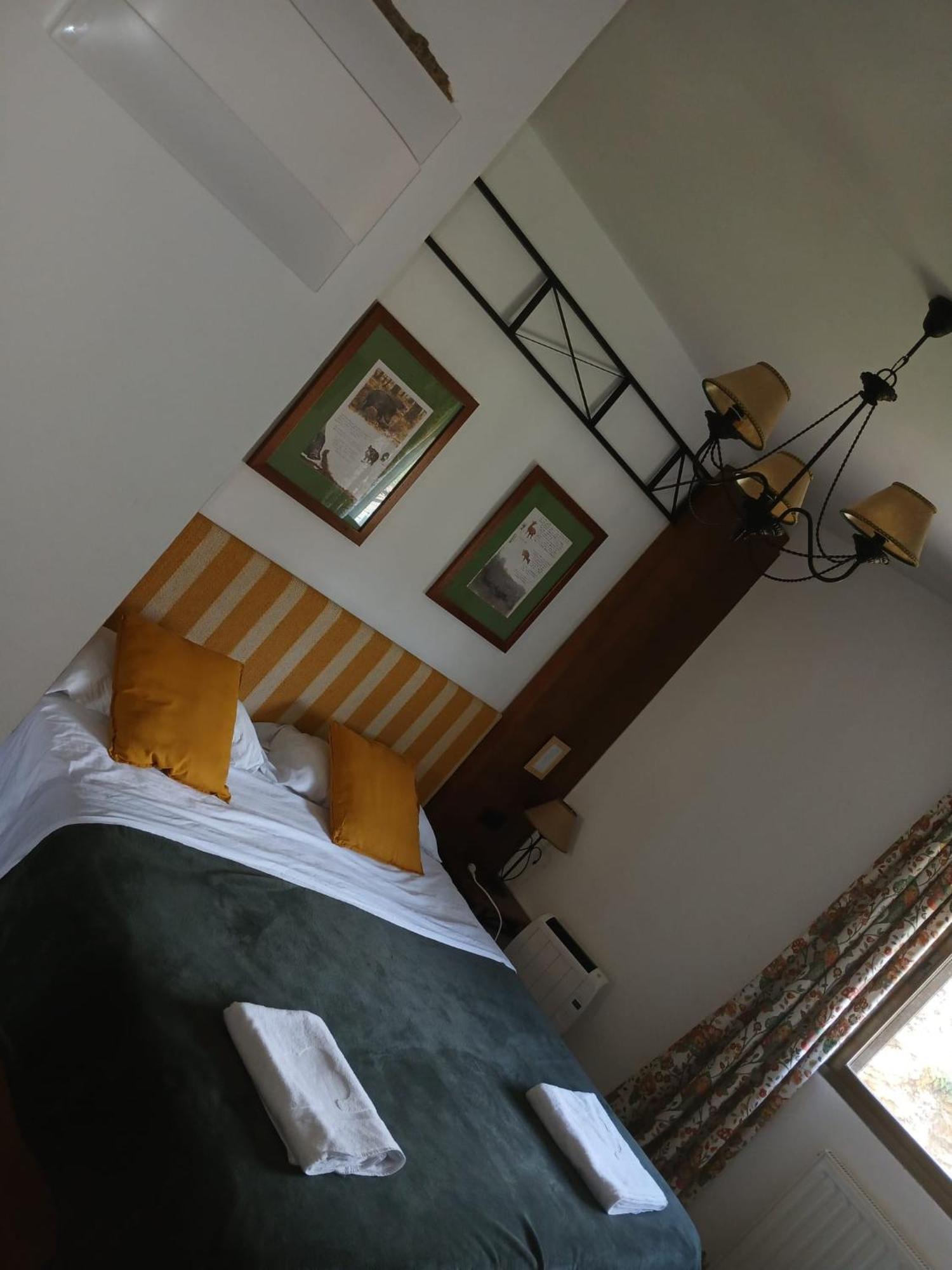 Hostal Rural Alto Tajo Poveda Poveda de la Sierra Eksteriør billede